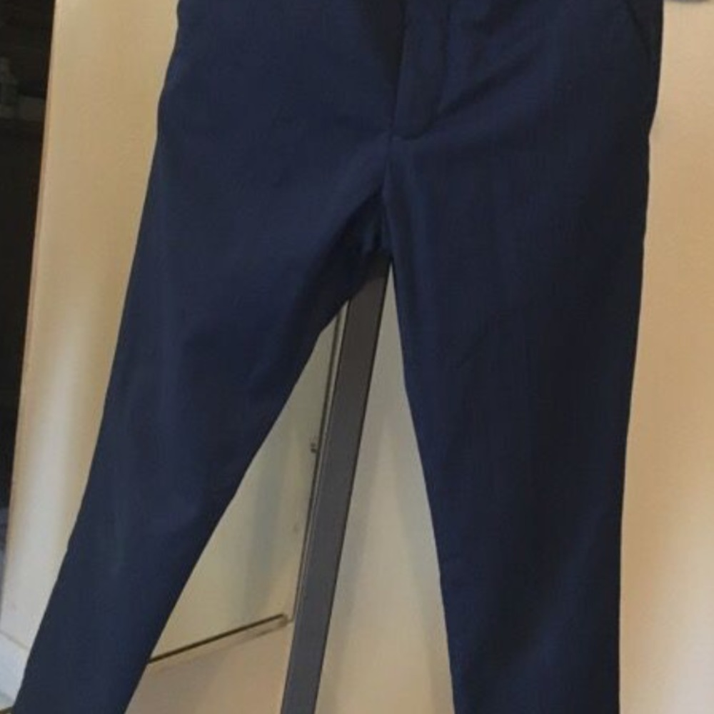 Pants suit